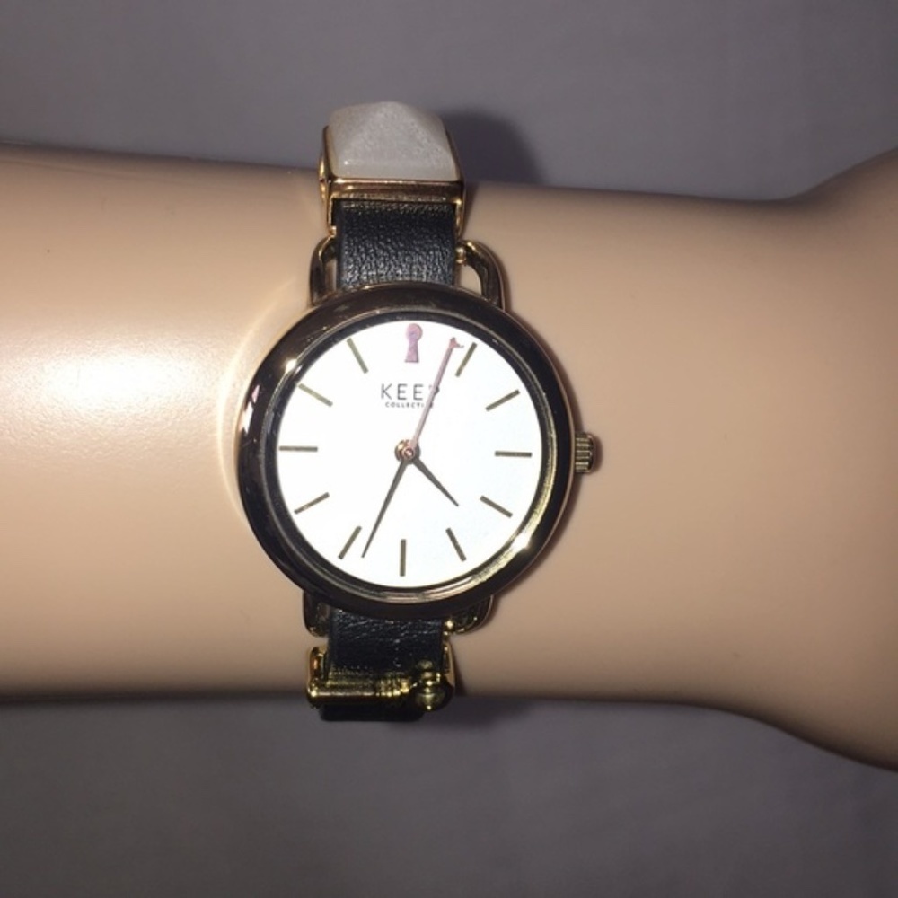 Keep Collective Beautiful Watch With 2 Charms
